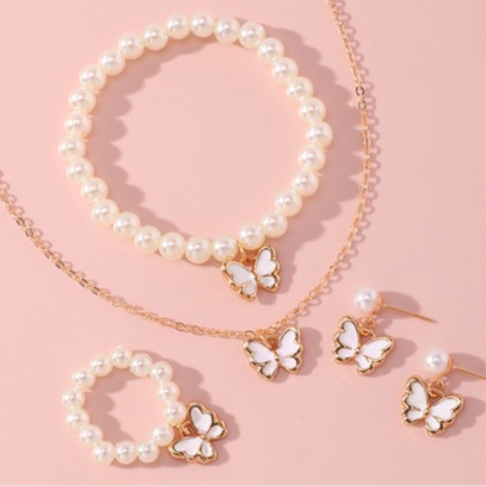 Kids bracelet set pearls and butterfly
